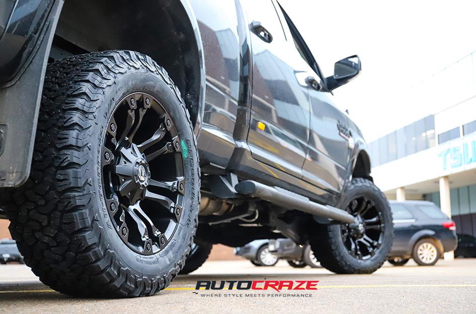 DODGE-RAM-VAPOR-MATTE-BLACK